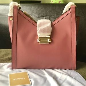 Lovely Michael Kors Shoulder Tote
